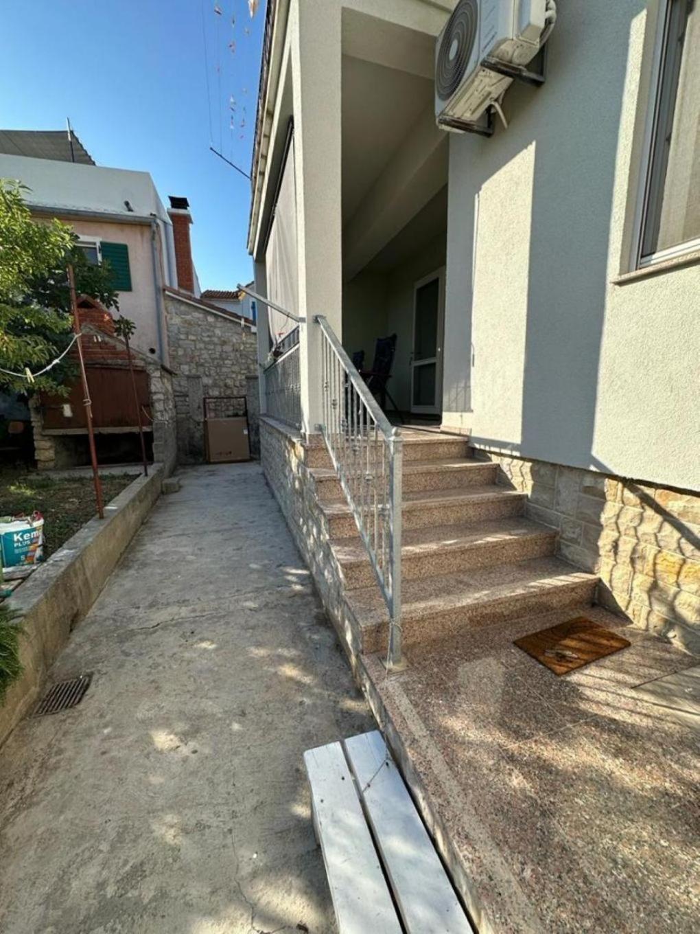 Apartment Denko Бетина Экстерьер фото