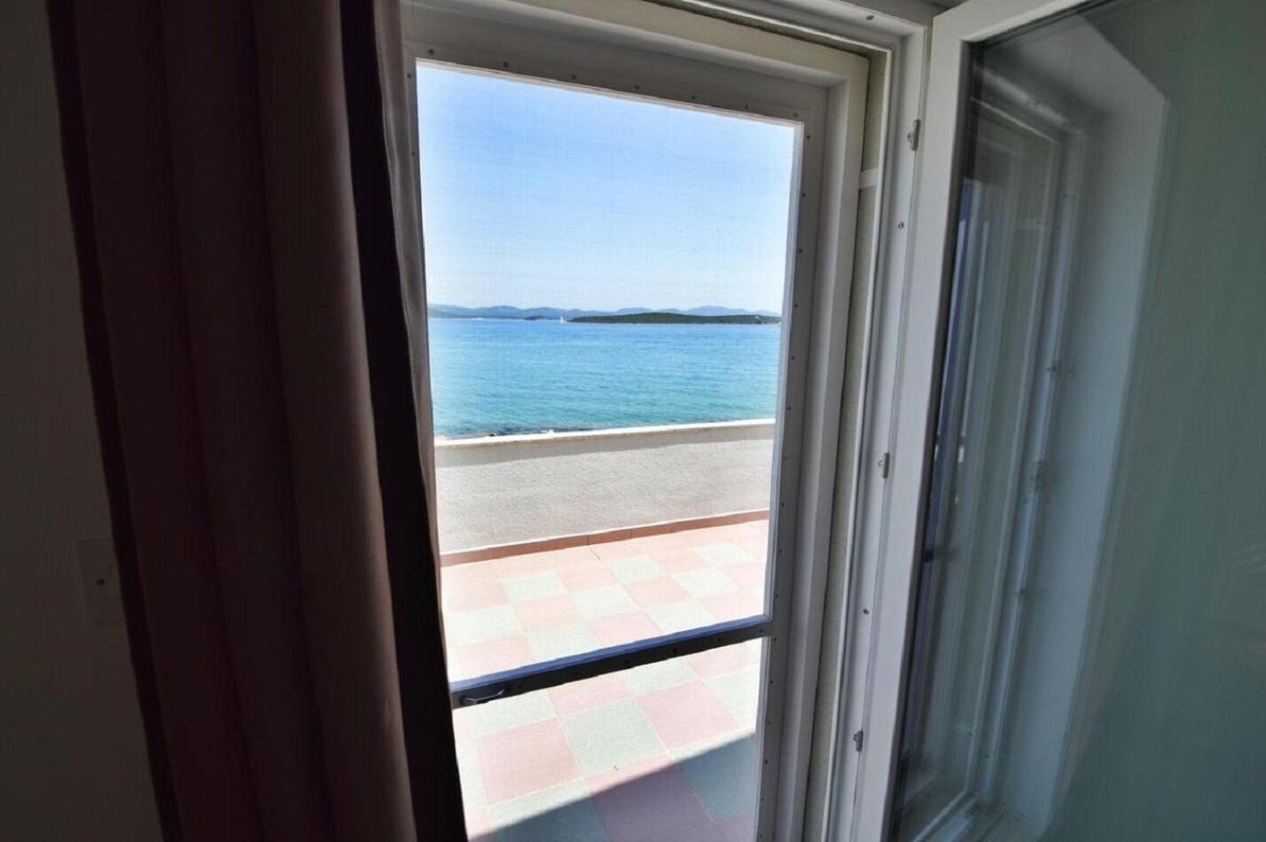 Apartment Denko Бетина Экстерьер фото