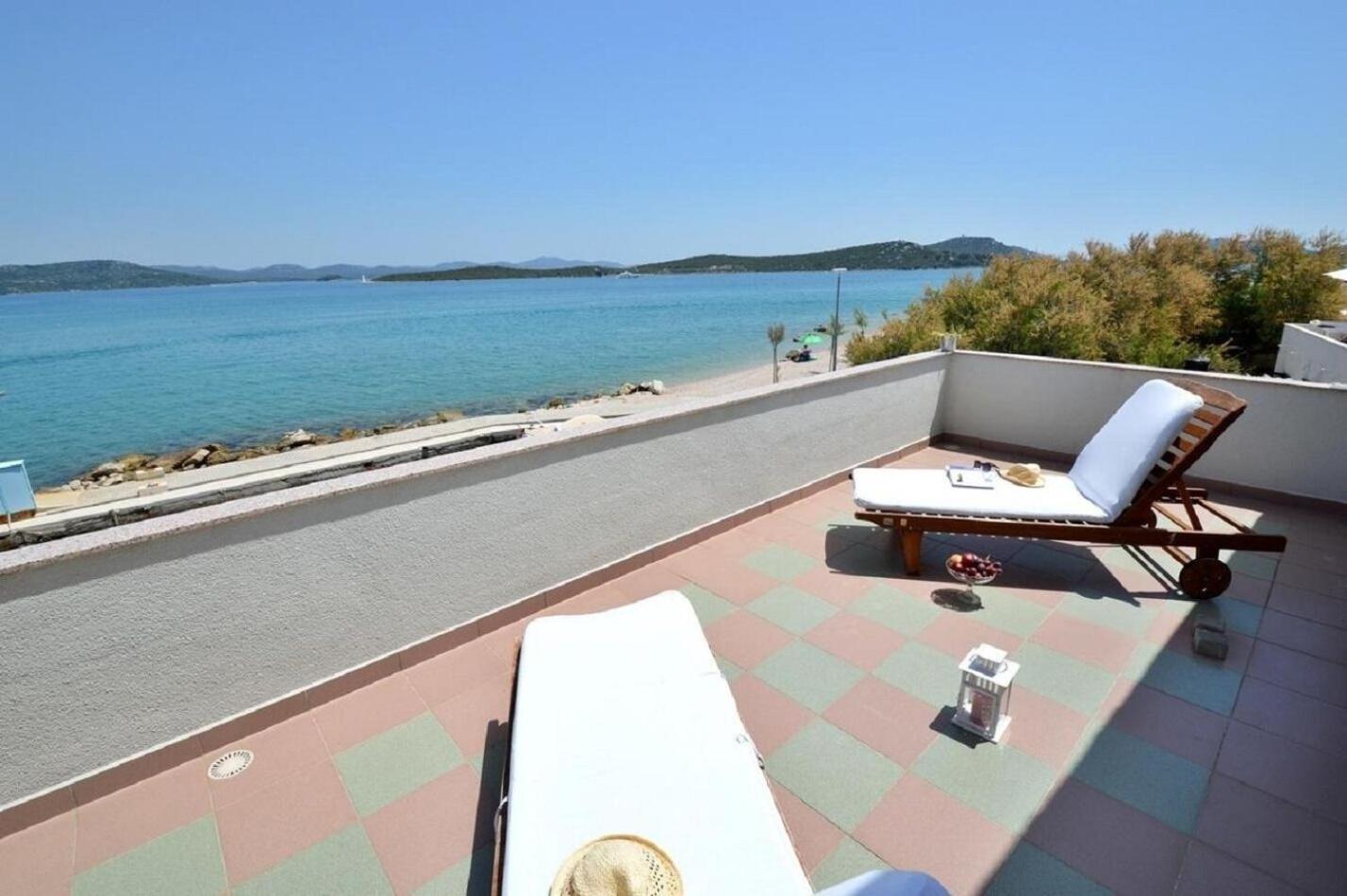 Apartment Denko Бетина Экстерьер фото